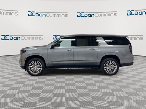 New 2026 Chevrolet Suburban Premier AWD/4WD image 5