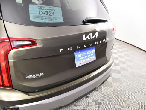 Used 2025 Kia Telluride S AWD/4WD image 15