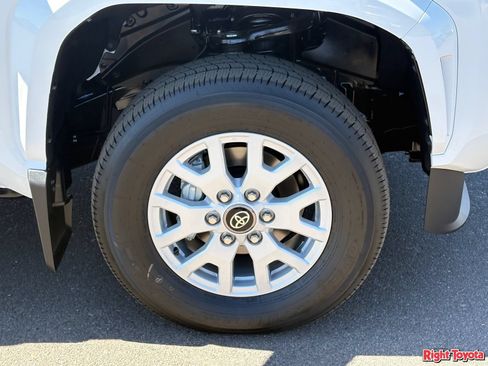 New 2026 Toyota Tacoma SR5 AWD/4WD image 13