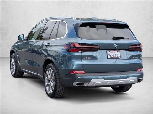 Used 2026 BMW X5 xDrive40i AWD/4WD image 8
