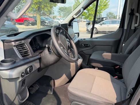 Used 2024 Ford Transit 350 XLT RWD image 5