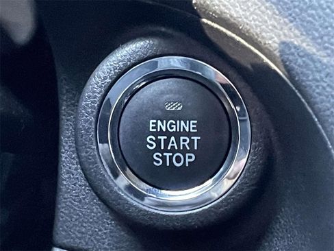 Used 2023 Subaru Ascent Premium w/ Convenience Package image 25