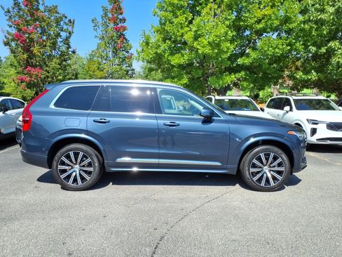 Certified 2025 Volvo XC90 B5 Plus w/ Protection Package Premier AWD/4WD image 2