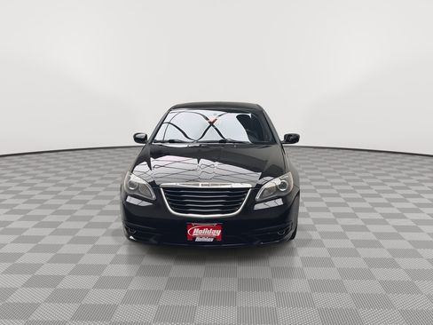 Used 2012 Chrysler 200 S image 27