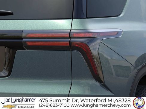 New 2027 Chevrolet Traverse LT w/ Sun and Wheel Package AWD/4WD image 11
