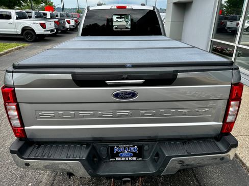 Used 2021 Ford F250 XLT w/ XLT Premium Package AWD/4WD image 6