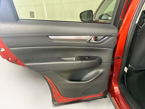 Used 2025 MAZDA CX-5 AWD 2.5 S w/ Preferred Package image 25