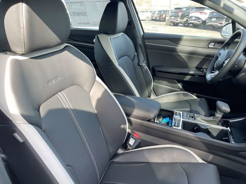 Used 2025 Kia K5 GT-Line image 50