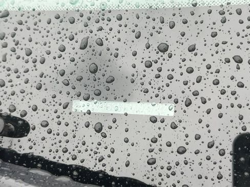 Used 2022 Hyundai Kona Limited w/ Cargo Package image 10