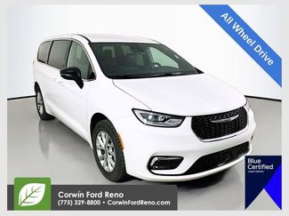 Used 2025 Chrysler Pacifica Select AWD/4WD 360° Tour