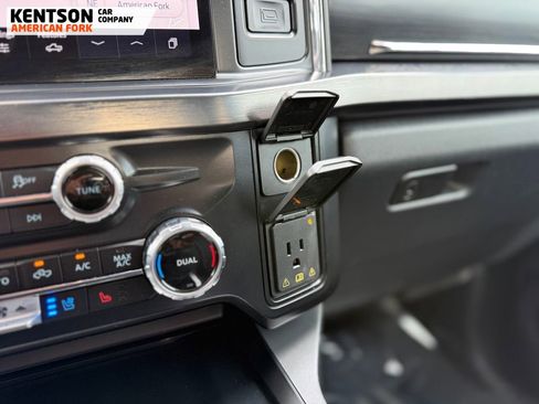 Used 2025 Ford F350 Lariat w/ Black Appearance Package AWD/4WD image 30