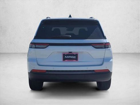 New 2026 Jeep Grand Cherokee Altitude RWD image 8