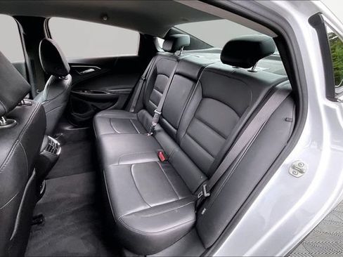 Used 2024 Chevrolet Malibu LT FWD image 16