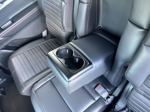 New 2026 Ford Explorer ST-Line AWD/4WD image 18
