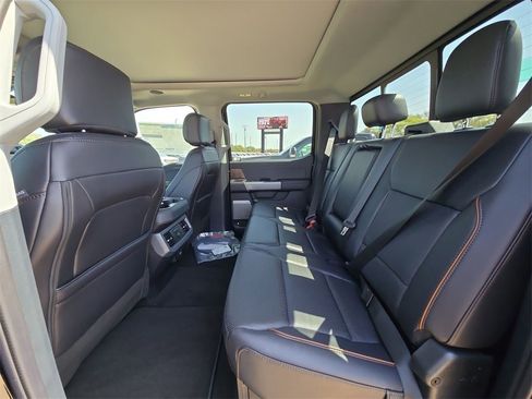 New 2025 Ford F250 Lariat w/ Lariat Ultimate Package image 19