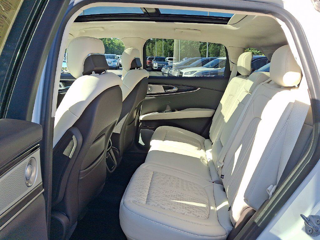 Certified 2023 Lincoln Nautilus Black Label AWD/4WD image 10
