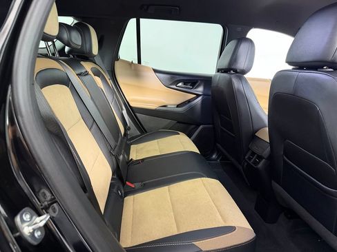 Used 2025 Chevrolet Equinox ACTIV FWD image 26