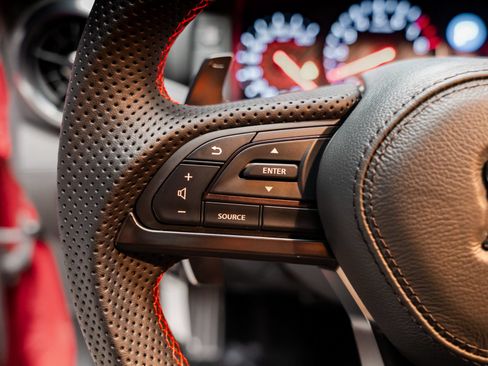 Used 2020 Nissan GT-R Premium w/ Premium Interior Package AWD/4WD image 49