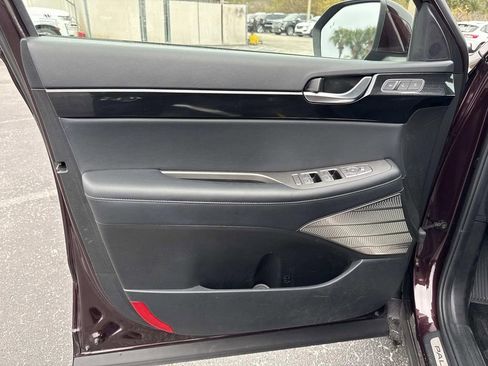 Used 2021 Hyundai Palisade Limited image 19