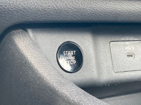 Used 2024 Nissan Rogue S FWD image 24