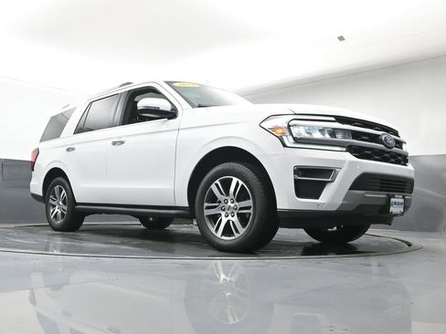Used 2024 Ford Expedition Limited AWD/4WD image 28