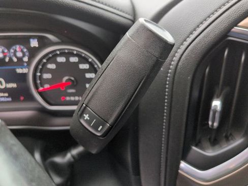 Used 2019 Chevrolet Silverado 1500 High Country w/ Technology Package image 16