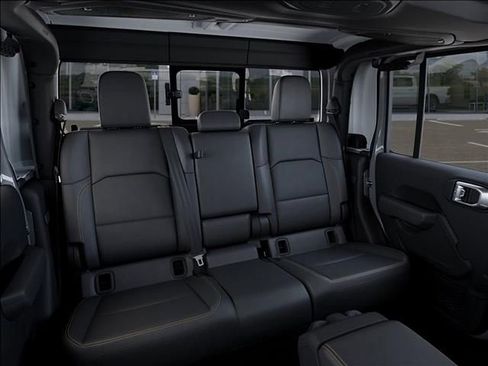 New 2026 Jeep Gladiator Sport AWD/4WD image 15