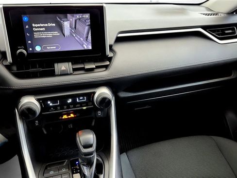 Used 2024 Toyota RAV4 LE image 29