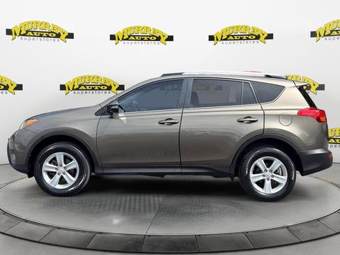Used 2014 Toyota RAV4 XLE FWD image 2