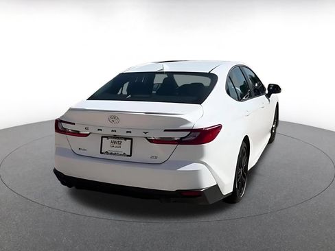 Used 2026 Toyota Camry SE FWD image 15