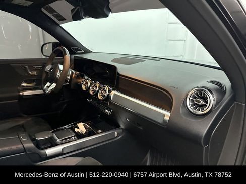 Certified 2021 Mercedes-Benz GLB 35 AMG 4MATIC image 29