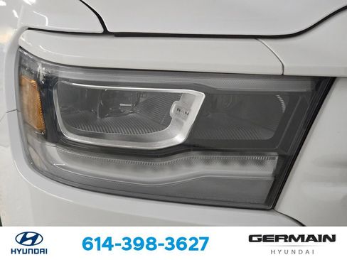 Used 2023 RAM 1500 Laramie AWD/4WD image 15