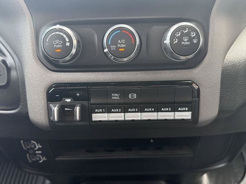 Used 2022 RAM 3500 Tradesman w/ Snow Chief Group AWD/4WD image 7