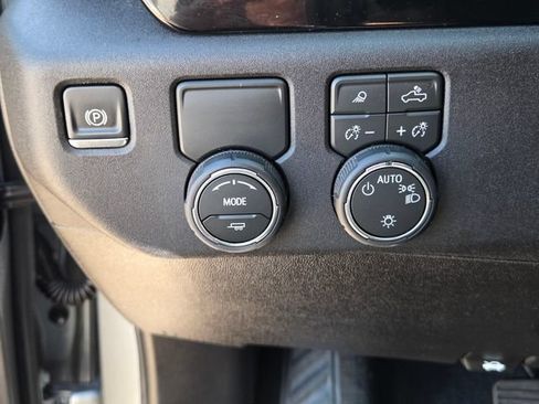 Used 2026 Chevrolet Silverado 1500 LT w/ Safety Package RWD image 22