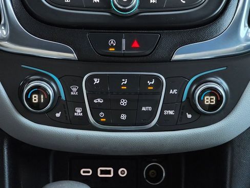 Used 2022 Chevrolet Equinox LT image 15