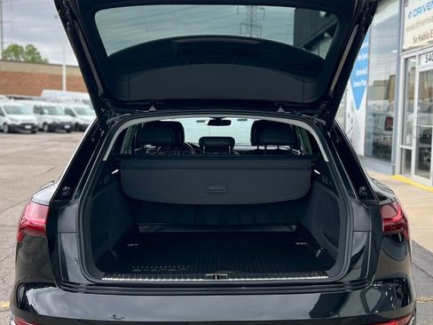 Used 2024 Audi Q8 e-tron Premium AWD/4WD image 8
