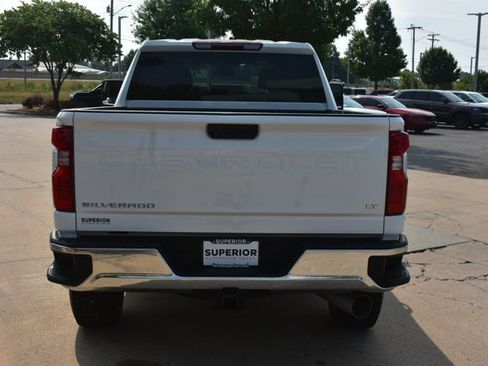Used 2024 Chevrolet Silverado 2500 LT AWD/4WD image 6