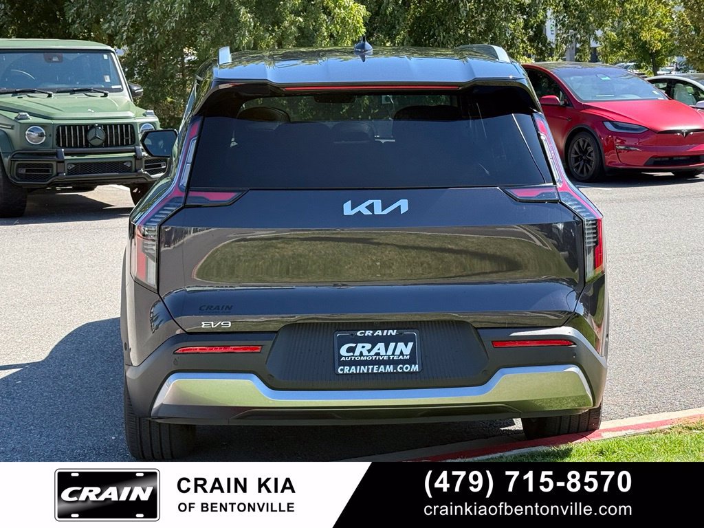 Certified 2026 Kia EV9 Wind AWD/4WD image 6