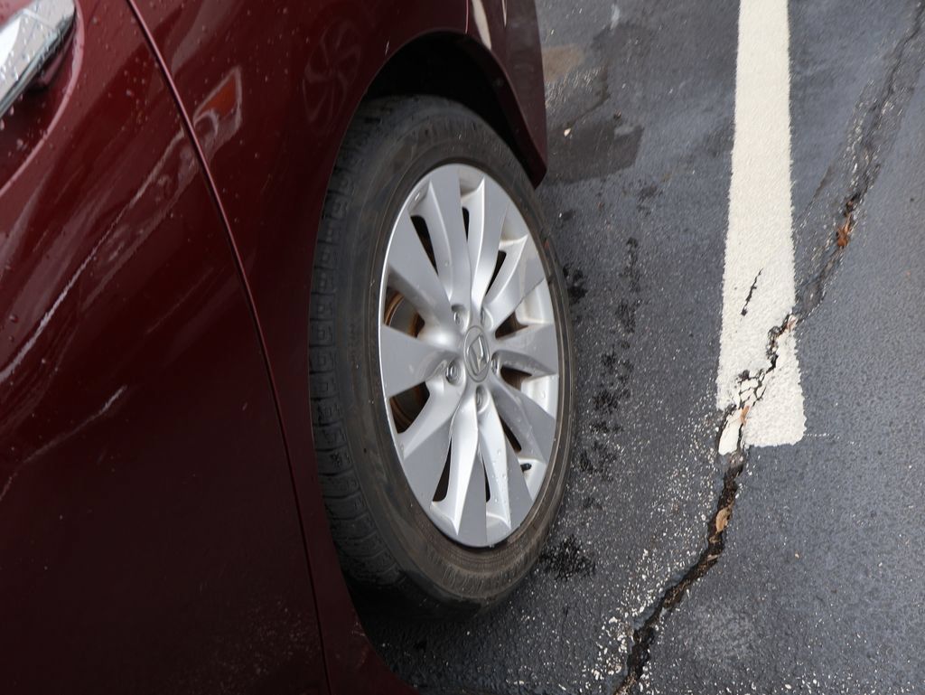 Used 2013 Honda Accord EX image 12