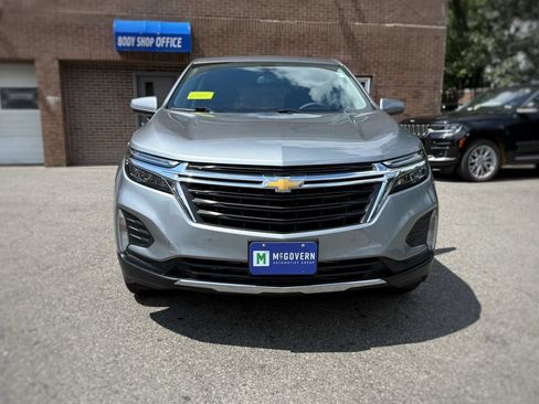 Used 2023 Chevrolet Equinox LT AWD/4WD image 2