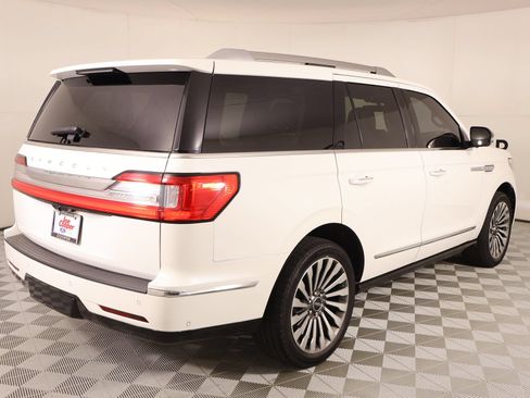 Used 2020 Lincoln Navigator Reserve w/ Luxury Package AWD/4WD image 23