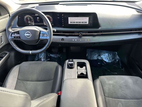 Used 2024 Nissan Ariya AWD image 12