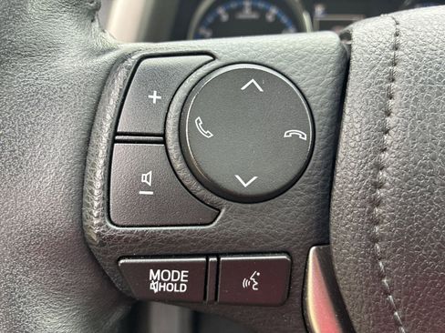 Used 2016 Toyota RAV4 Limited w/ Advanced Technology Package image 15