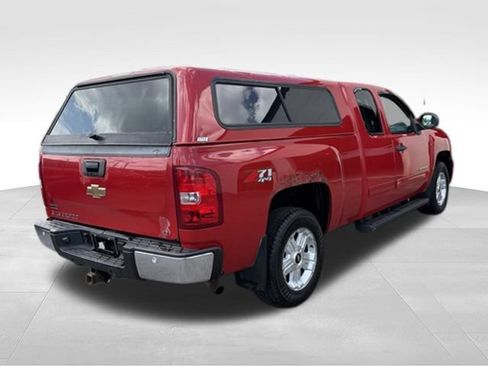 Used 2011 Chevrolet Silverado 1500 LT w/ All-Star Edition AWD/4WD image 6