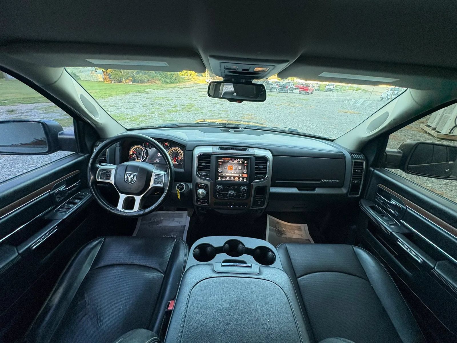Used 2016 RAM 1500 Laramie AWD/4WD image 13