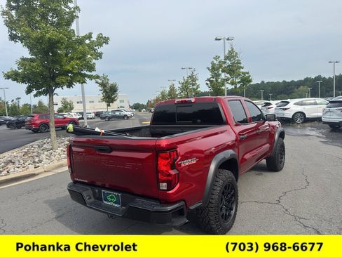 Used 2023 Chevrolet Colorado Trail Boss w/ Technology Package AWD/4WD image 7