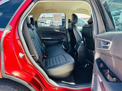 Used 2018 Ford Edge SEL w/ Equipment Group 201A FWD image 26