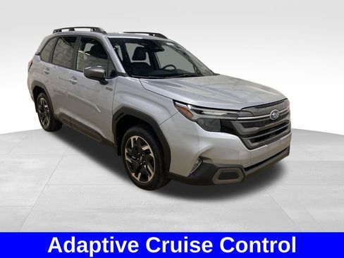 Certified 2025 Subaru Forester Limited AWD/4WD image 5