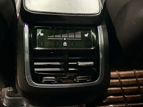Used 2018 Volvo XC90 T6 Inscription w/ Luxury Package image 27