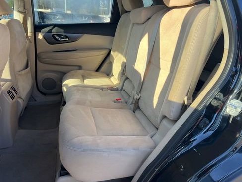 Used 2014 Nissan Rogue SV image 24